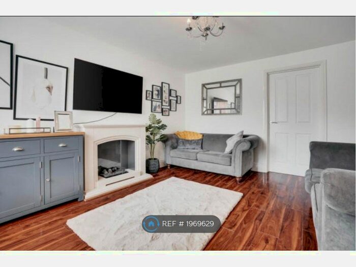 3 Bedroom Semi-Detached House To Rent In Star Drive, Waterbeach, CB25