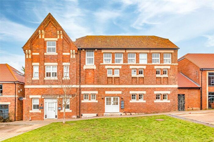 2 Bedroom Apartment For Sale In Beaufort Brewery, Daisy Brook, Royal Wootton Bassett, Wiltshire, SN4
