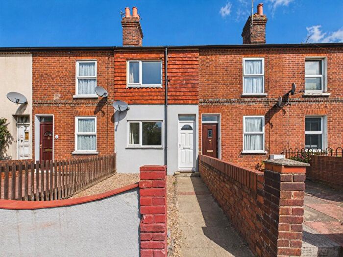 3 Bedroom Terraced House To Rent In Oxford Road, Reading, Berkshire, RG30