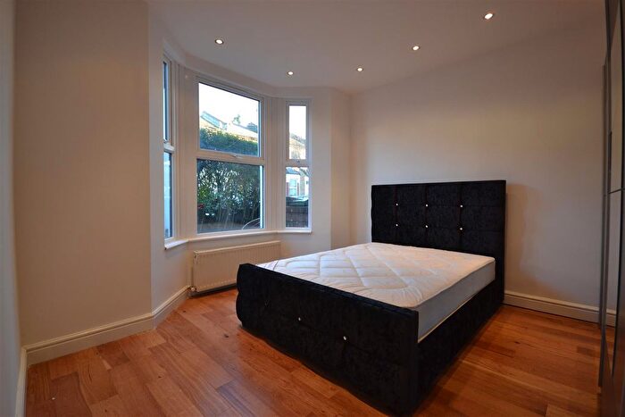 5 Bedroom Terraced House To Rent In King Edward Road, London, E17