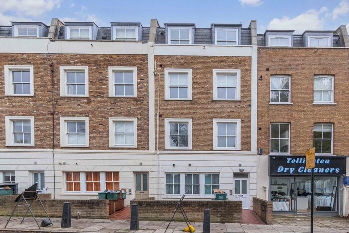 Studio To Rent In Tollington Way, London, N7