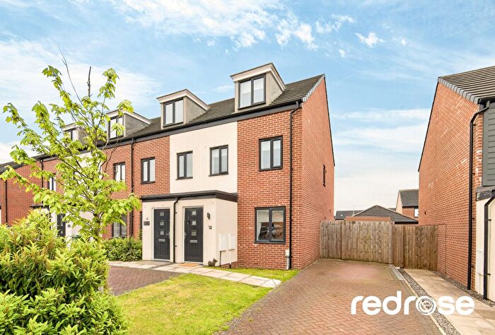 3 Bedroom Town House For Sale In Martlet Grove, Buckshaw Village, PR7