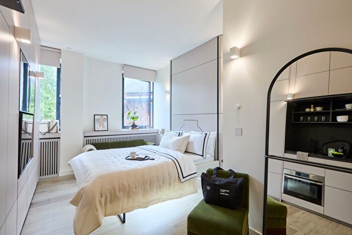 Studio To Rent In Lowlands Road, HA1