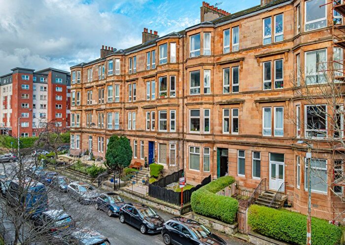 3 Bedroom Flat For Sale In Finlay Drive, Dennistoun, Glasgow, G31