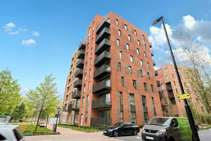 2 Bedroom Apartment To Rent In Beeley House, Clarendon, Hornsey, N8