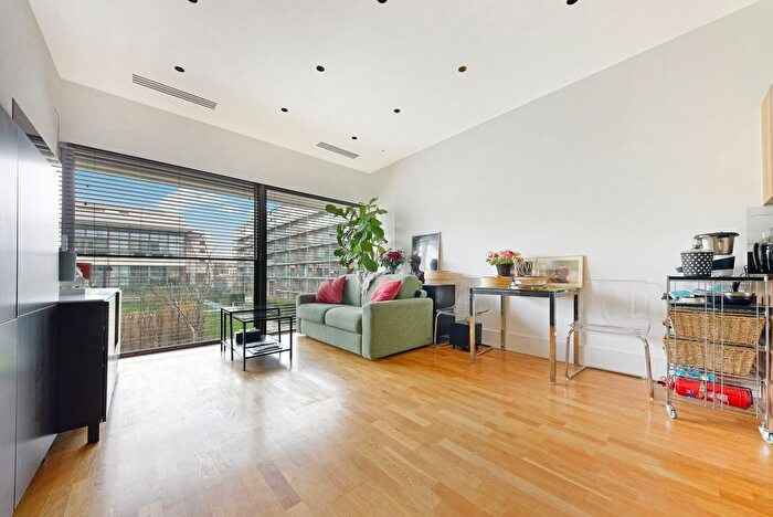 1 Bedroom Flat To Rent In Eaststand Apartments, Highbury Stadium Square, N5