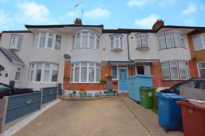 3 Bedroom Terraced House For Sale In North Avenue, North Harrow, HA2