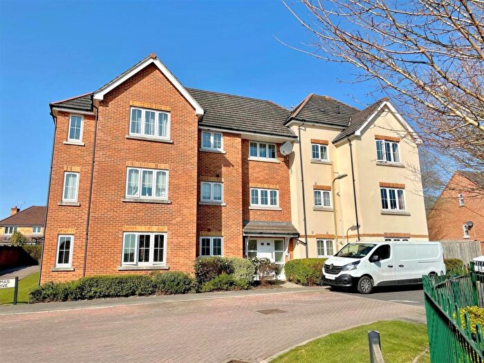 2 Bedroom Apartment For Sale In Dumas Drive, Whiteley, PO15