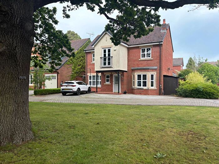4 Bedroom Detached House For Sale In Lysander Close, Burbage, Leicestershire, LE10
