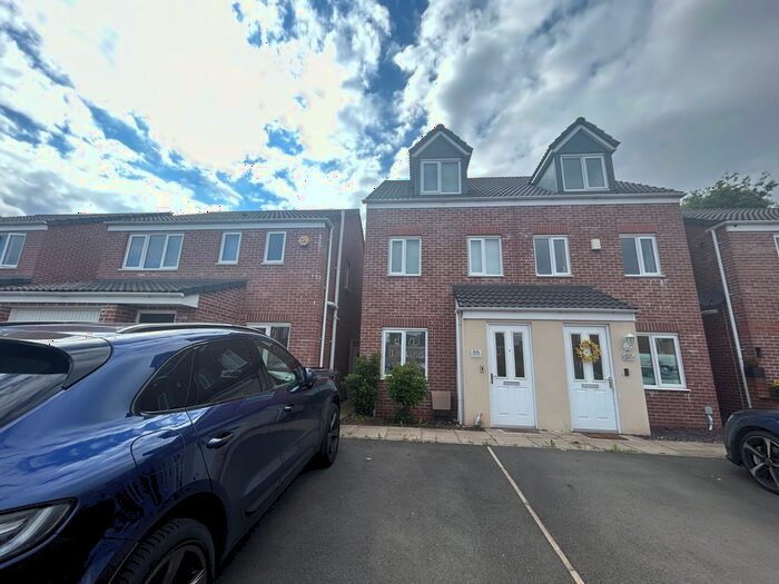 3 Bedroom Property To Rent In Tangmere Road, Wolverhampton, WV2