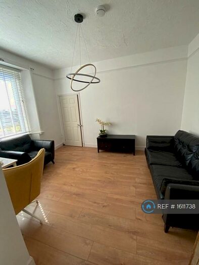 1 Bedroom Flat To Rent In Ashley Terrace, Alloa, FK10