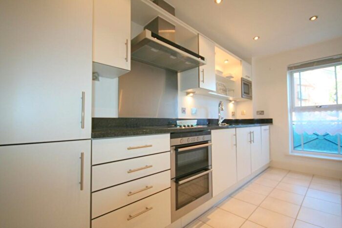 2 Bedroom Apartment To Rent In Frances Road, Windsor, Berkshire, SL4