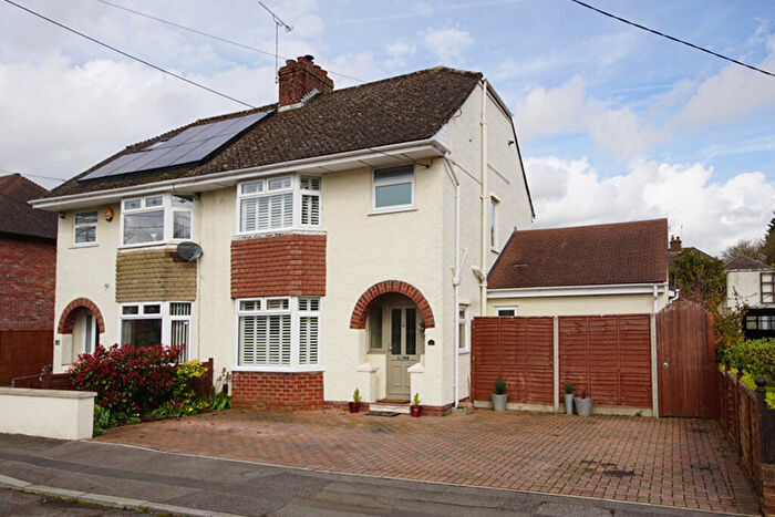 3 Bedroom Semi Detached House For Sale In Highway, Yate, Bristol, BS37