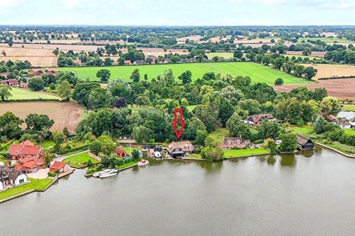 4 Bedroom Detached House For Sale In Kingfisher Lane, South Walsham, Norfolk, NR13