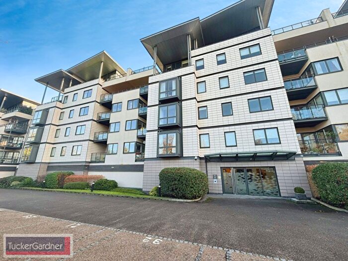 2 Bedroom Flat To Rent In Riverside Place, Cambridge, CB5