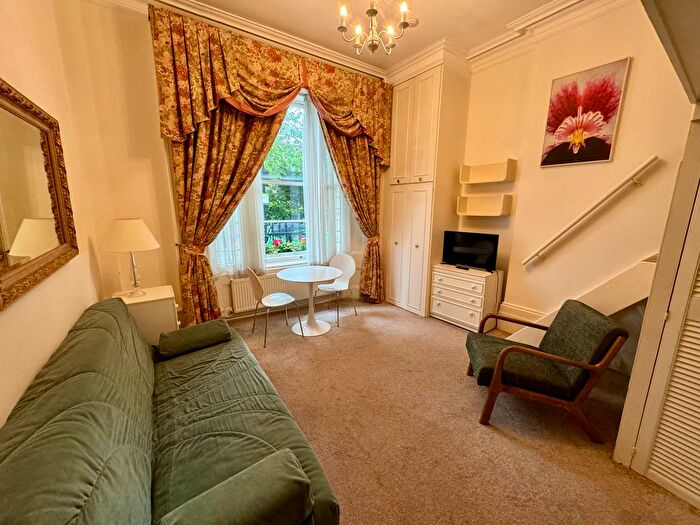 Studio To Rent In Craven Hill Gardens, London, W2
