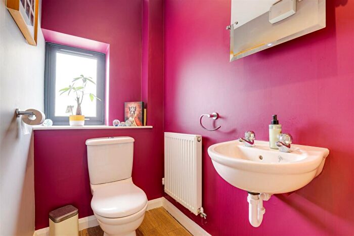 5 Bedroom Detached House For Sale In Kenrick Road, Mapperley, Nottinghamshire, NG3
