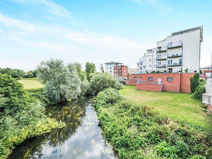 2 Bedroom Apartment To Rent In Sir Anthony Eden Way, Warwick, CV34