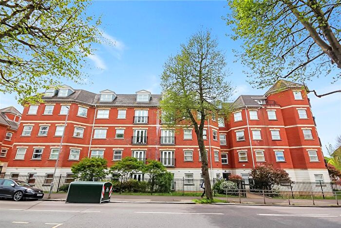 2 Bedroom Flat To Rent In Davigdor Road, Hove, BN3