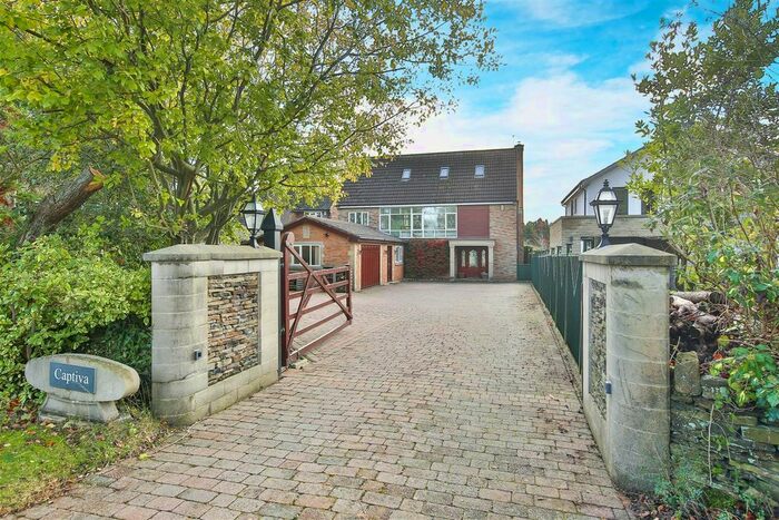 6 Bedroom Detached House For Sale In Captiva, Hemming Green, Old Brampton, Chesterfield, S42