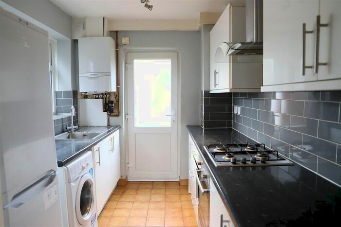 3 Bedroom Semi-Detached House To Rent In Wentworth Crescent, Hayes, UB3