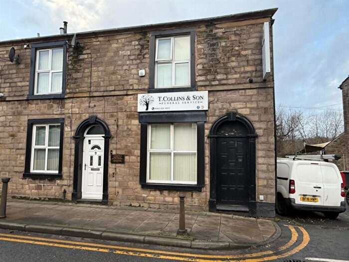 3 Bedroom End Of Terrace House For Sale In St John Street, Lees, Oldham, OL4