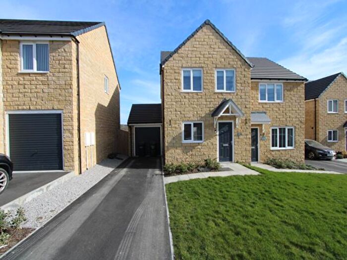 3 Bedroom Semi-Detached House For Sale In Charlotte Bronte Way, Thornton, Bradford, BD13
