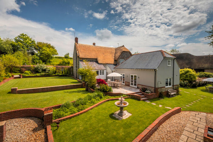 4 Bedroom Detached House For Sale In High Street, Piddlehinton, Dorchester, Dorset, DT2