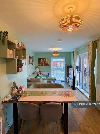 1 Bedroom Flat To Rent In Yarn Court, Wallington, SM6