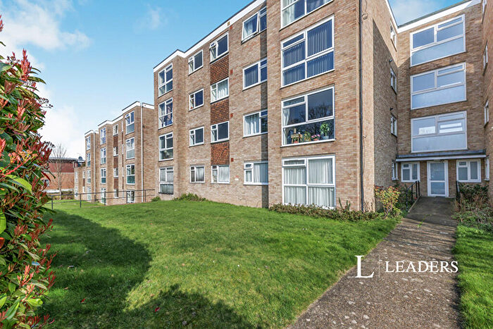 2 Bedroom Flat To Rent In Sherwood Park Road, Sutton, SM1