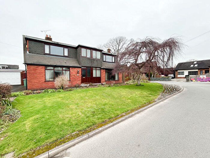 2 Bedroom Detached House For Sale In Oldfield Carr Lane, Poulton-Le-Fylde, FY6