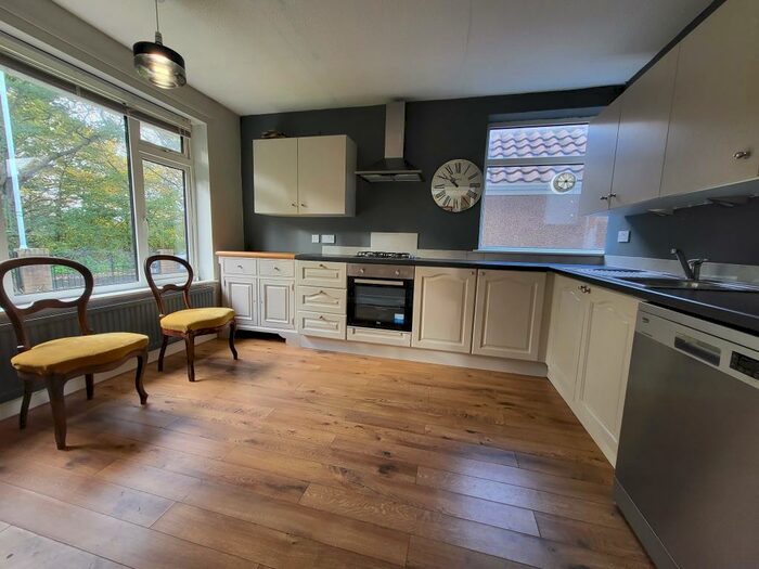 3 Bedroom House To Rent In Leap Valley Crescent, Bristol, BS16