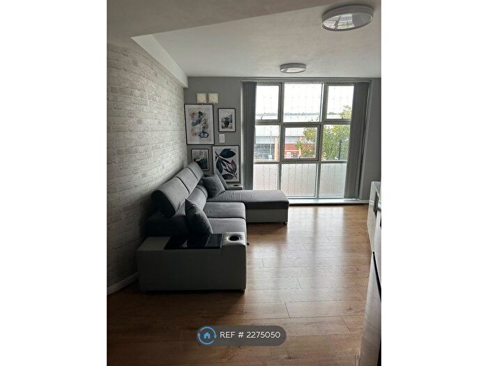 2 Bedroom Flat To Rent In Columbia Place, Sheffield, S2