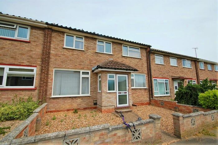 4 Bedroom Terraced House To Rent In Geranium Walk, Colchester, Essex, CO4