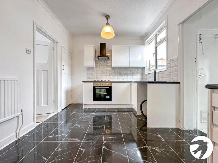 3 Bedroom House For Sale In Cottall Avenue, Chatham, Kent, ME4