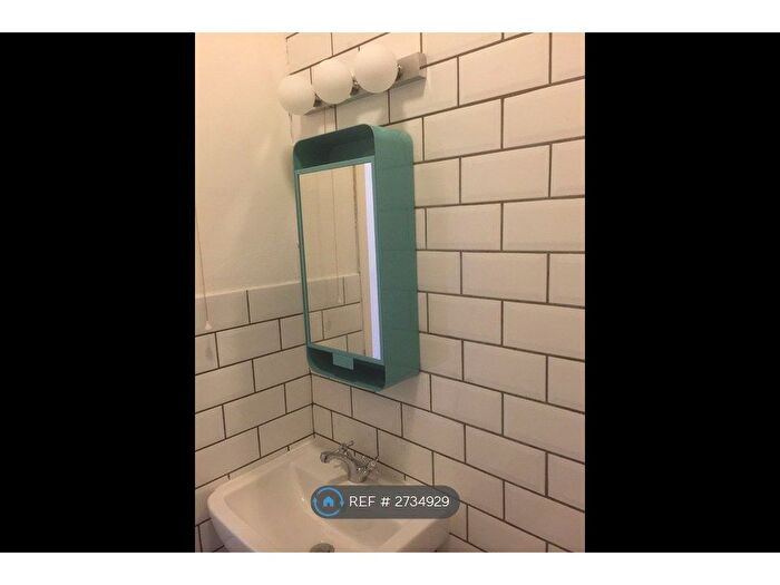 1 Bedroom Flat To Rent In Camden Road, London, N7