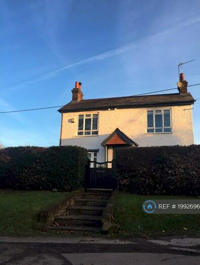 3 Bedroom Detached House To Rent In Forty Green, Beaconsfield, HP9