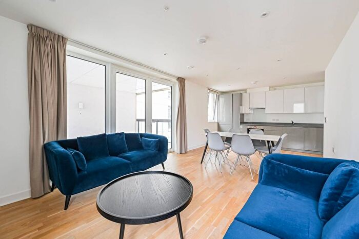 3 Bedroom Flat To Rent In Carina House, East Village, Stratford, London, E20