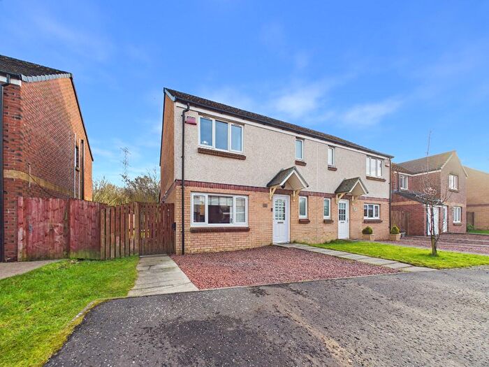 3 Bedroom Semi-Detached House For Sale In Sweet Thorn Drive, Ballerup Village, East Kilbride, G75