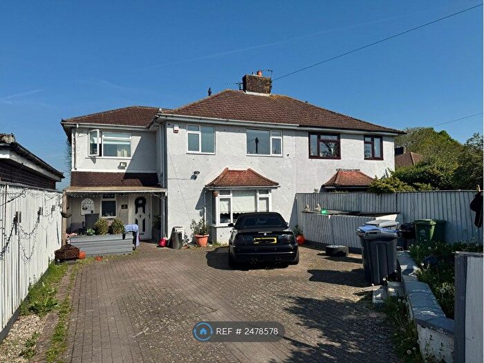 5 Bedroom Semi-Detached House To Rent In Blair Road, Trowbridge, BA14