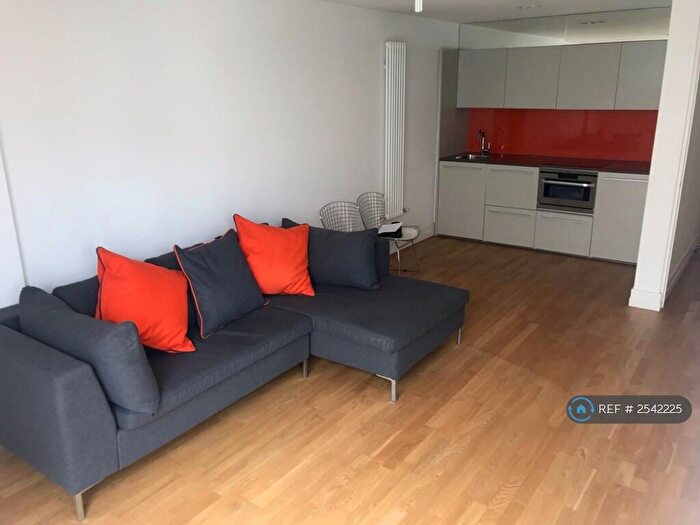 1 Bedroom Flat To Rent In The Circus, Leicester, LE1