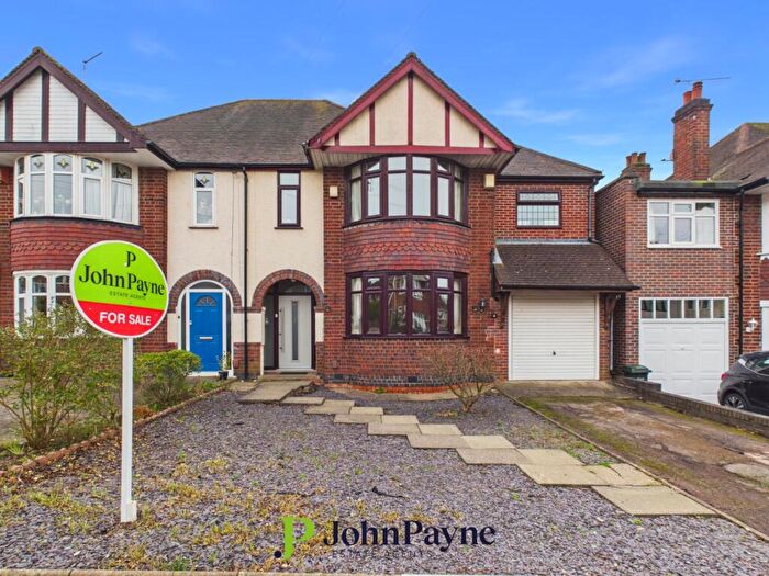 5 Bedroom Semi Detached House For Sale In Stareton Close, Cannon Hill, Coventry, CV4