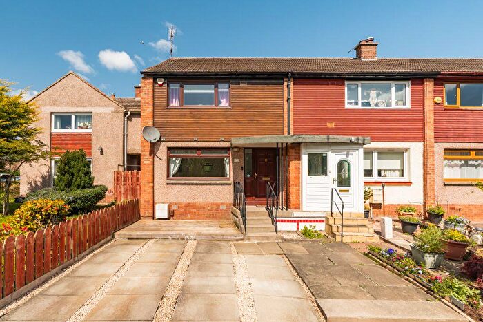 2 Bedroom Terraced House For Sale In Lasswade Bank, Edinburgh, EH17