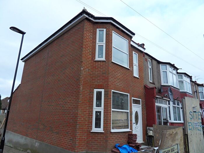 4 Bedroom End Of Terrace House To Rent In Higham Road, London, N17