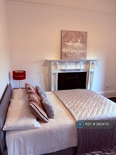 3 Bedroom Flat To Rent In Woodlands Road, Glasgow, G3