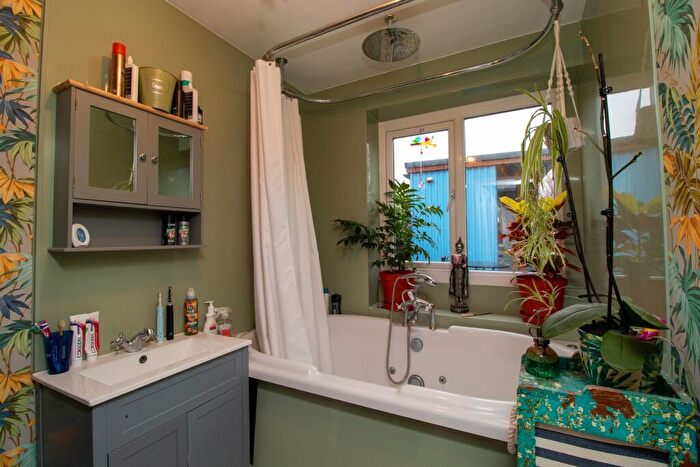 3 Bedroom Terraced House For Sale In Southwood Road, Ramsgate, CT11