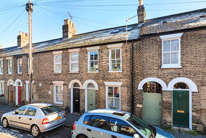 3 Bedroom Terraced House For Sale In Gwydir Street, Cambridge, CB1