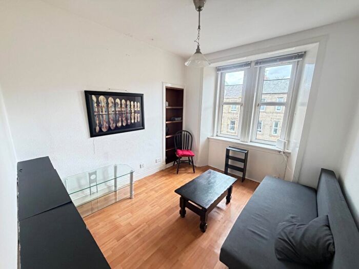 1 Bedroom Flat To Rent In Wardlaw Place, Edinburgh, EH11