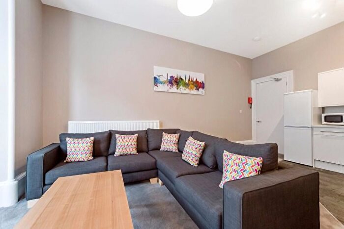 5 Bedroom Flat To Rent In Bath Street, Glasgow, G2