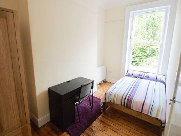 1 Bedroom Semi-Detached House To Rent In Victoria Square, Newcastle Upon Tyne, NE2